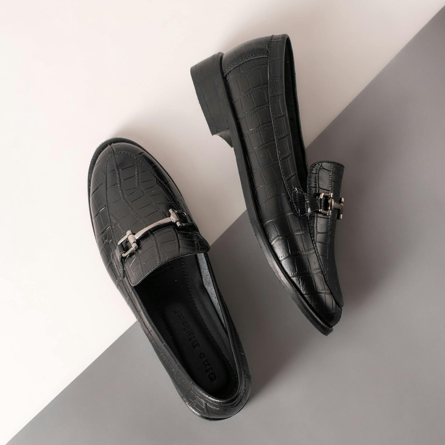 Explore premium men's loafers in Pakistan! Shop brown loafers, black leather loafers, & suede loafers with heels. Style & comfort at the best price!